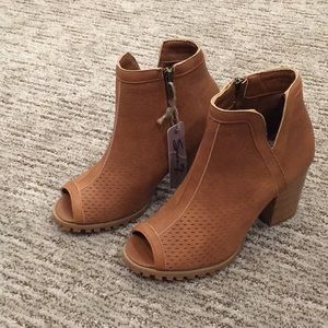 Open toe booties. NWT